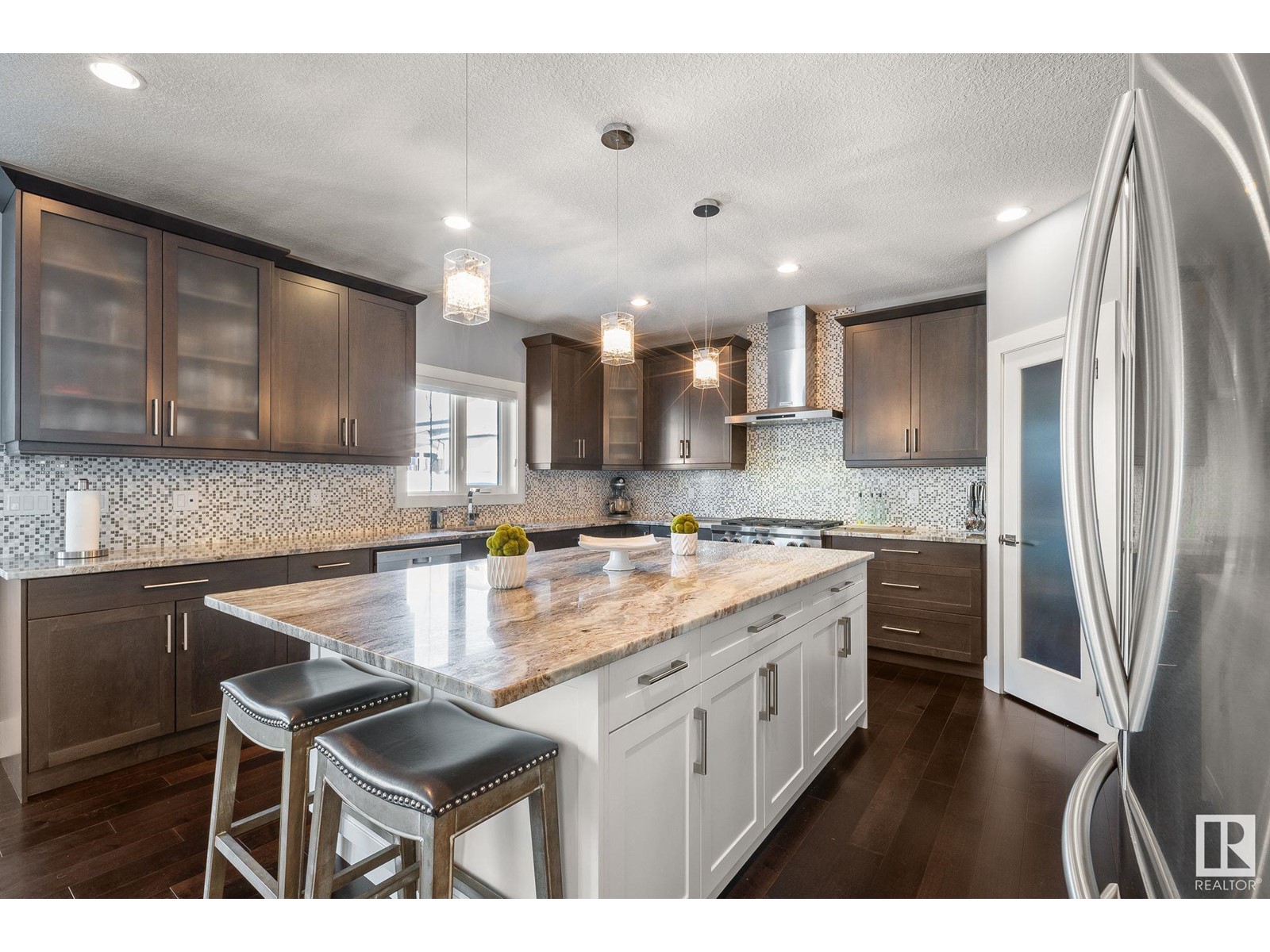 Property at 3028 59 AV image 4