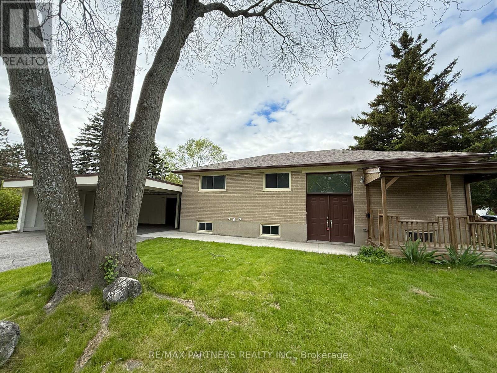 77 Foreht Crescent, Aurora, Ontario  L4G 3E9 - Photo 3 - N12172111