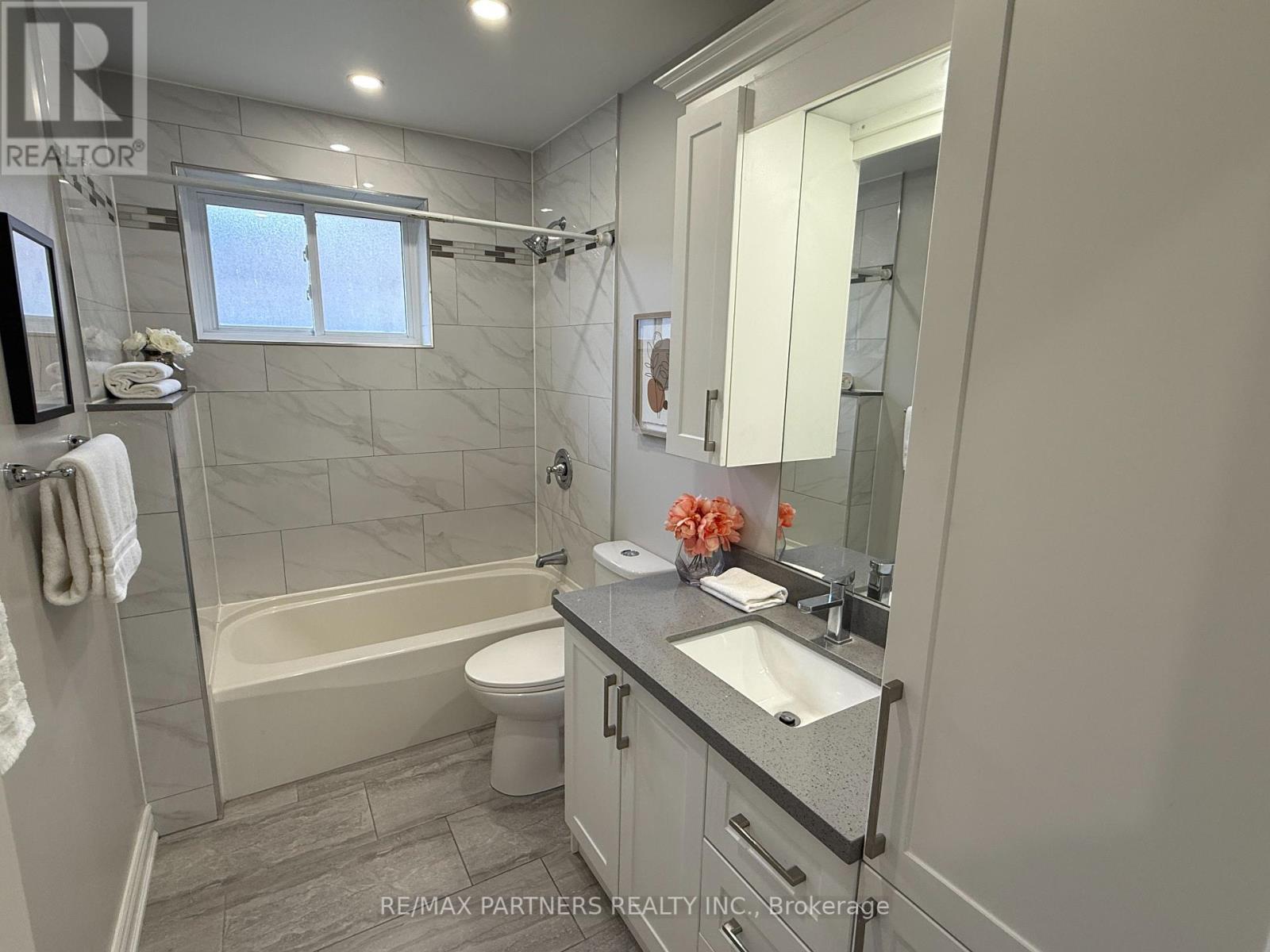77 Foreht Crescent, Aurora, Ontario  L4G 3E9 - Photo 28 - N12172111