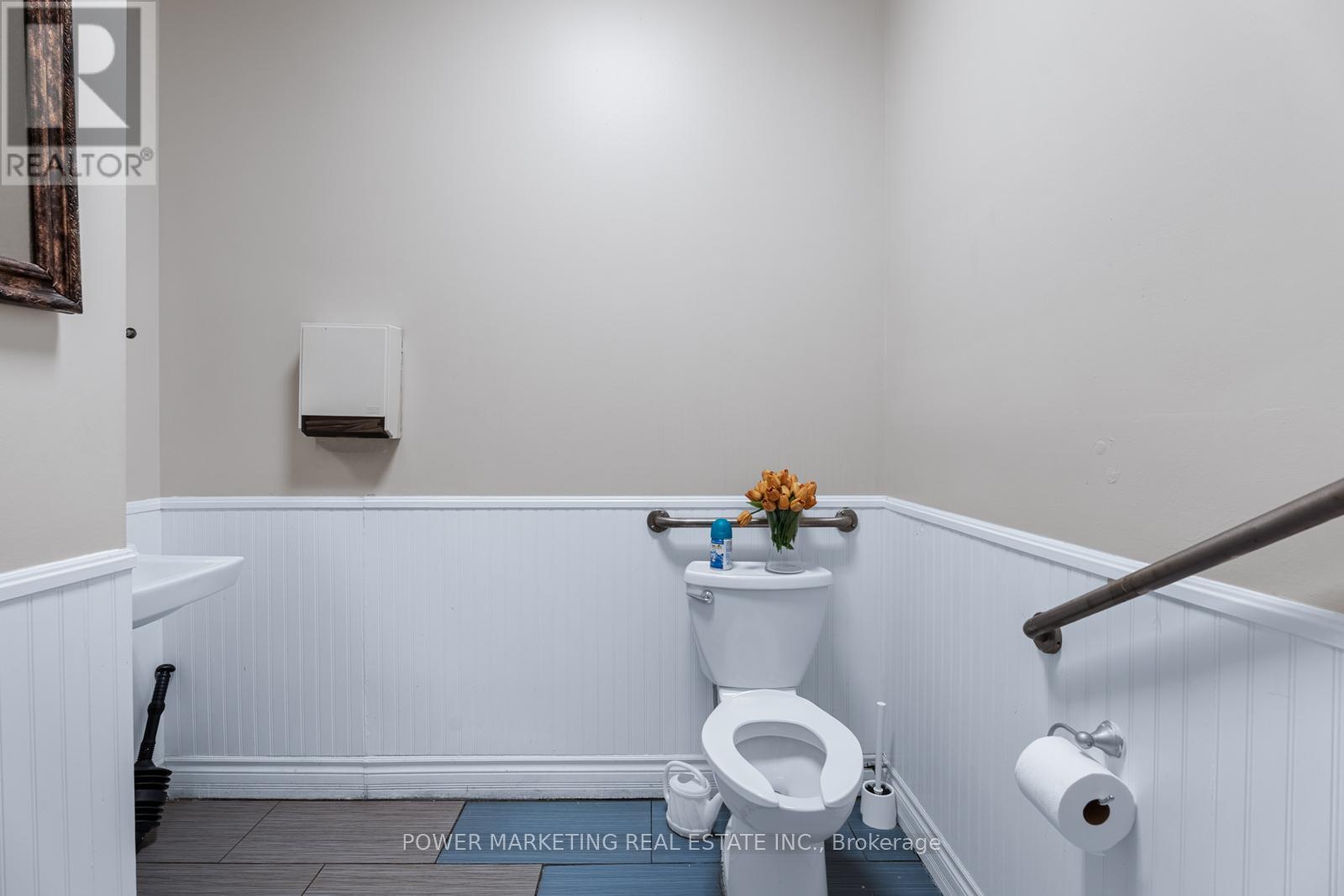 9 - 2900 Woodroffe Avenue, Ottawa, Ontario  K2J 4G3 - Photo 24 - X12168373