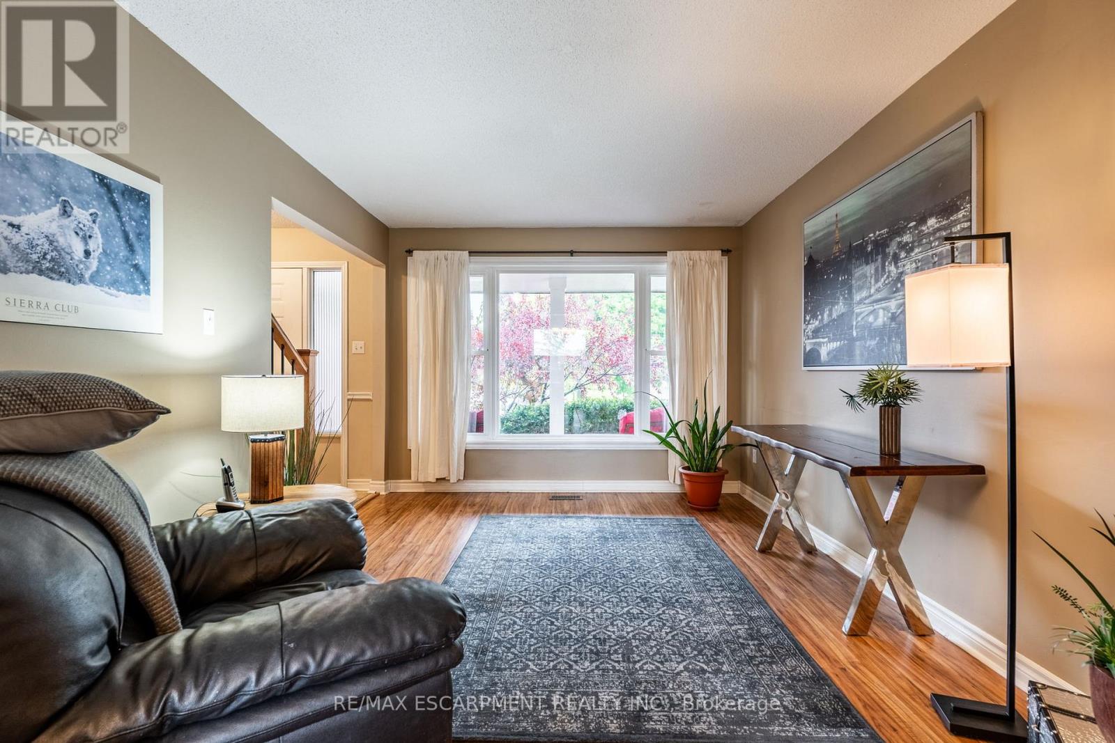 24 Vance Crescent, Hamilton, Ontario  L8B 0B7 - Photo 8 - X12170728