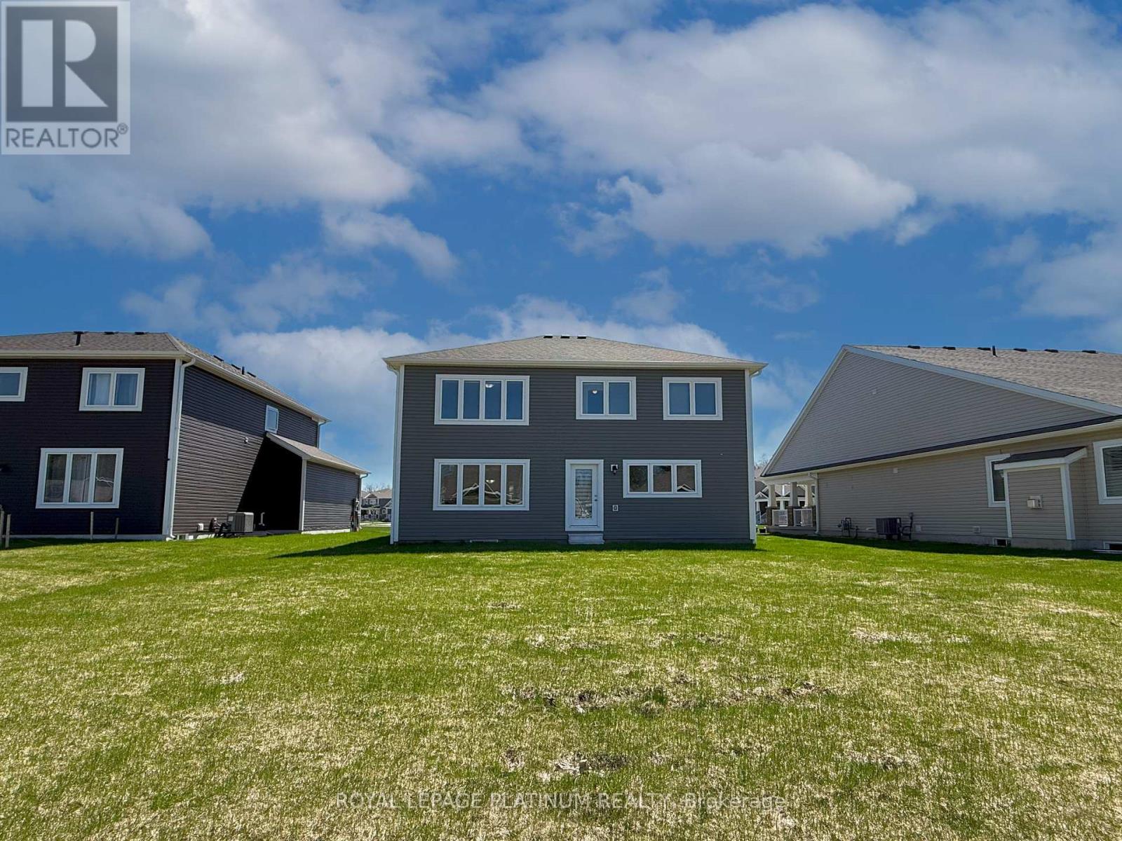 4 Stother Crescent, Bracebridge, Ontario  P1L 0A3 - Photo 6 - X12147801
