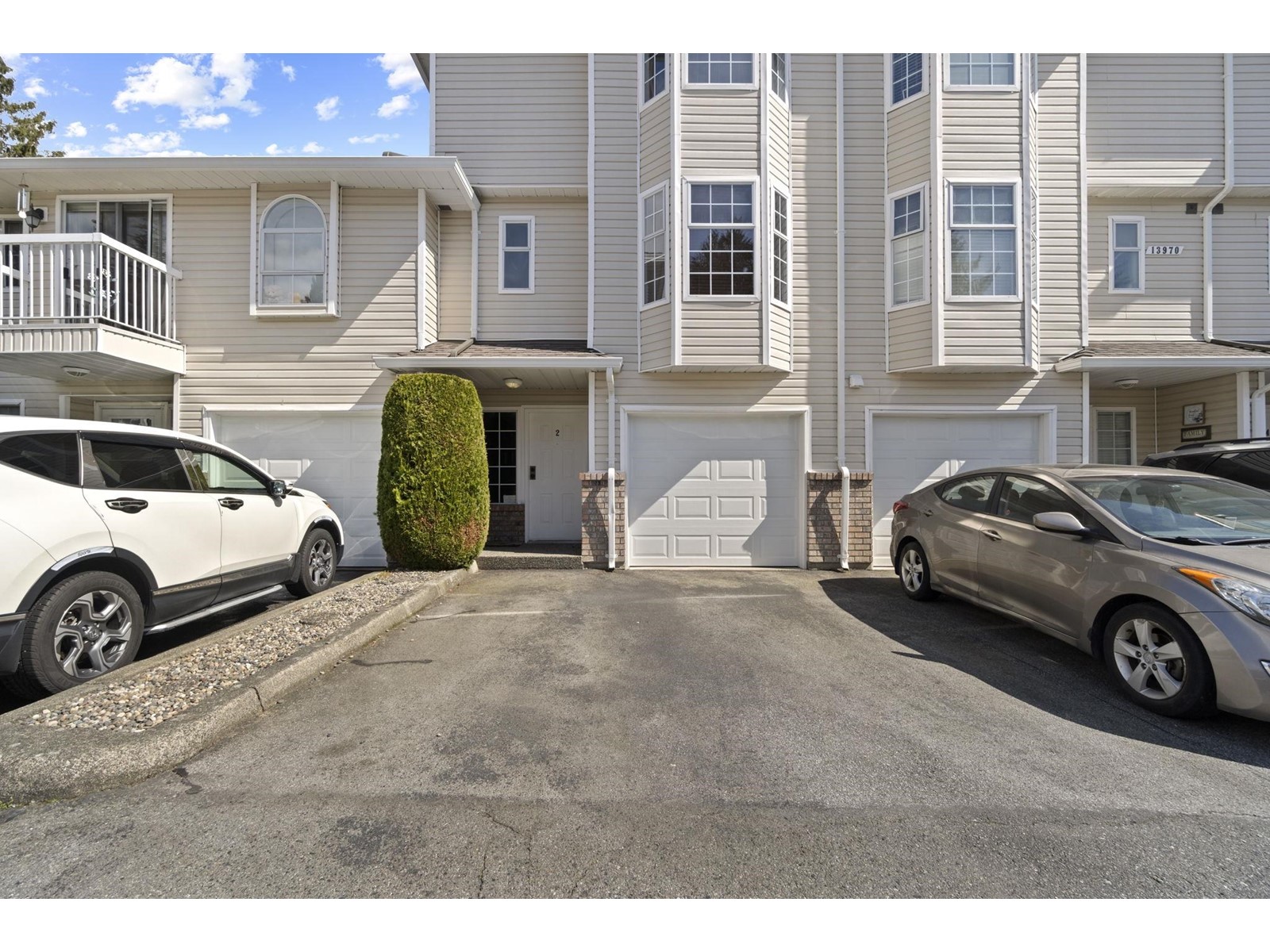 2 13970 72 Avenue, Surrey, British Columbia  V3W 0M5 - Photo 3 - R2991462
