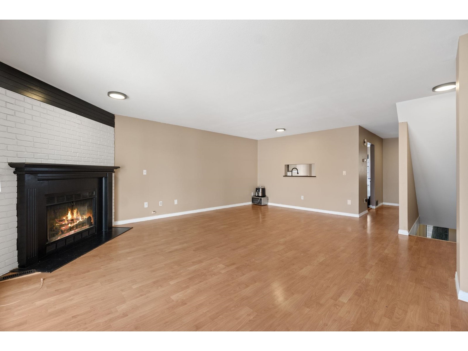 2 13970 72 Avenue, Surrey, British Columbia  V3W 0M5 - Photo 4 - R2991462