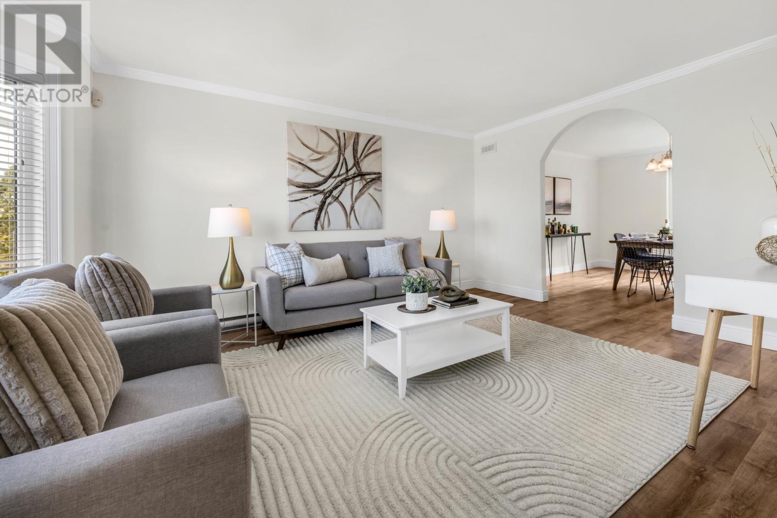 Property at 14 Sheppard Place image 4
