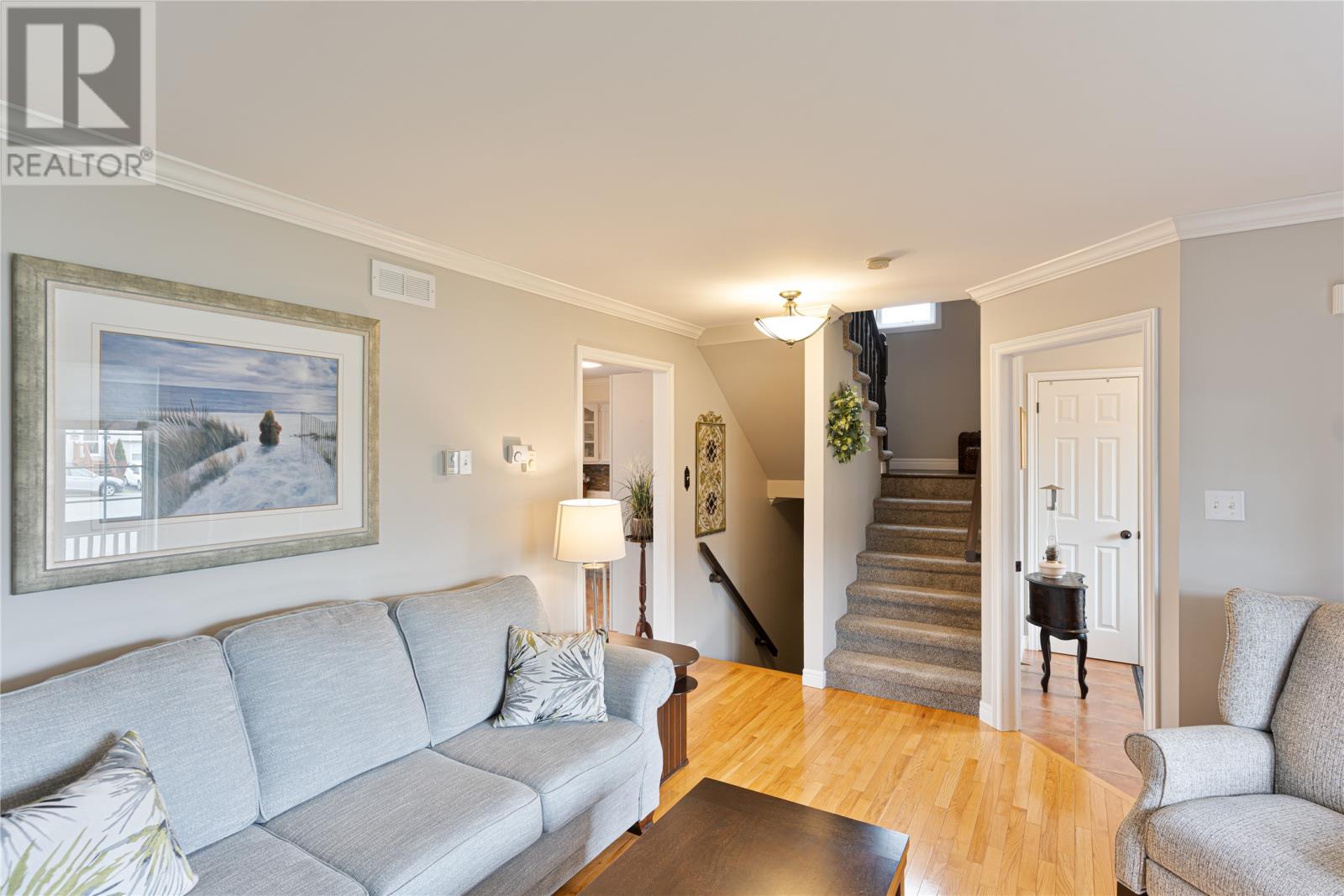 Property at 5 Caprea Place image 3