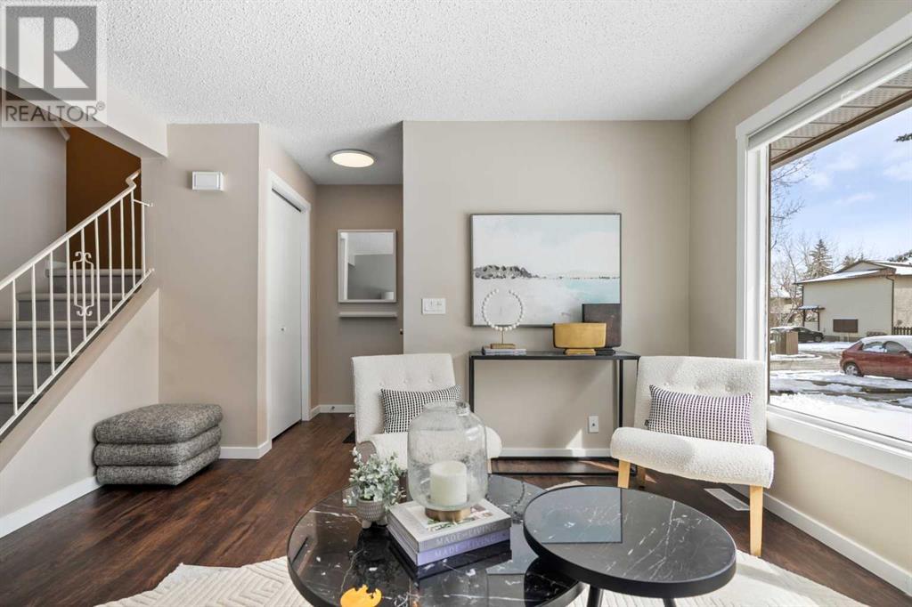19, 380 Bermuda Drive Nw, Calgary, Alberta  T3K 2B2 - Photo 5 - A2207606