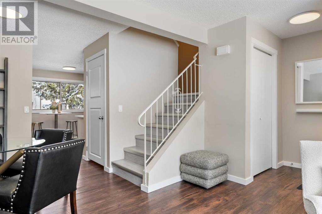 19, 380 Bermuda Drive Nw, Calgary, Alberta  T3K 2B2 - Photo 6 - A2207606
