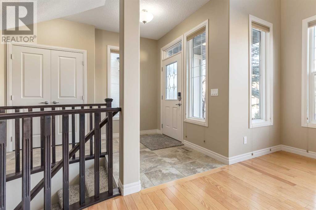 189 Cranarch Place Se, Calgary, Alberta  T3M 0W6 - Photo 5 - A2220901