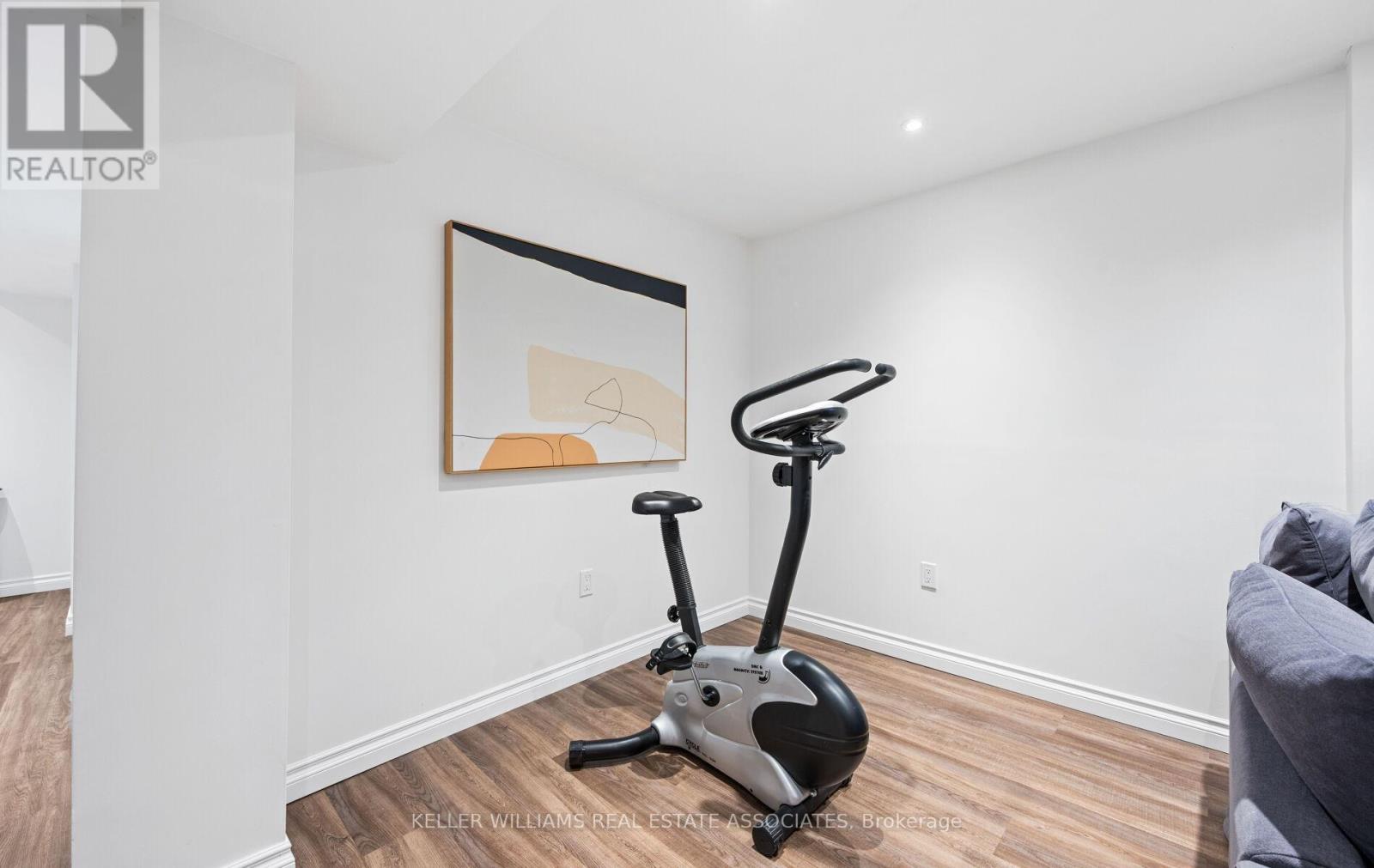 144 Genesee Drive, Oakville, Ontario  L6H 5Y9 - Photo 29 - W12170777