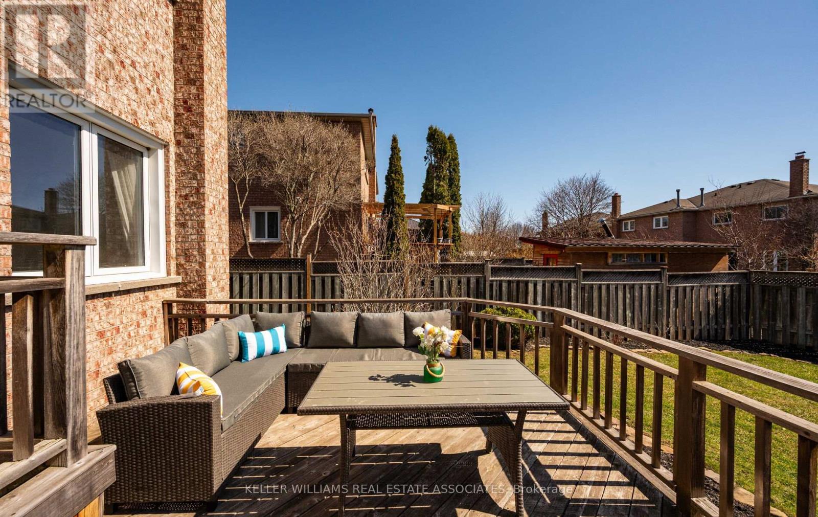 144 Genesee Drive, Oakville, Ontario  L6H 5Y9 - Photo 30 - W12170777