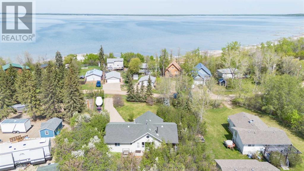39 Front Street, White Sands, Alberta  T0C 2L0 - Photo 2 - A2193492