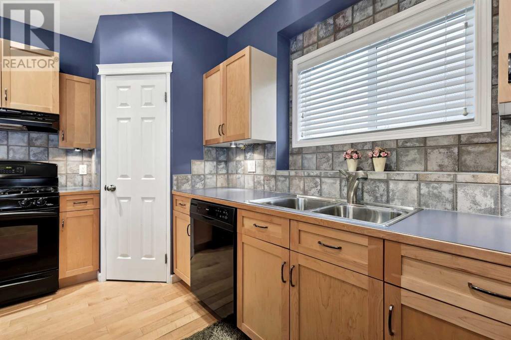 250 Cougar Ridge Drive Sw, Calgary, Alberta  T3H 5R9 - Photo 31 - A2213448