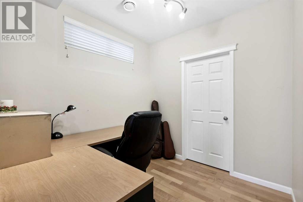 250 Cougar Ridge Drive Sw, Calgary, Alberta  T3H 5R9 - Photo 35 - A2213448