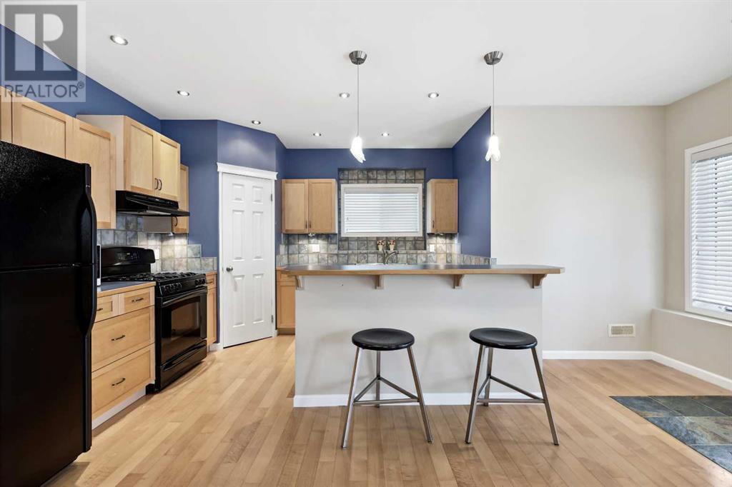 250 Cougar Ridge Drive Sw, Calgary, Alberta  T3H 5R9 - Photo 28 - A2213448