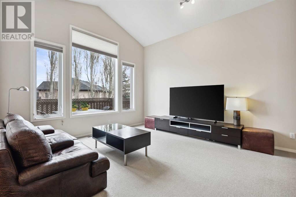 250 Cougar Ridge Drive Sw, Calgary, Alberta  T3H 5R9 - Photo 14 - A2213448