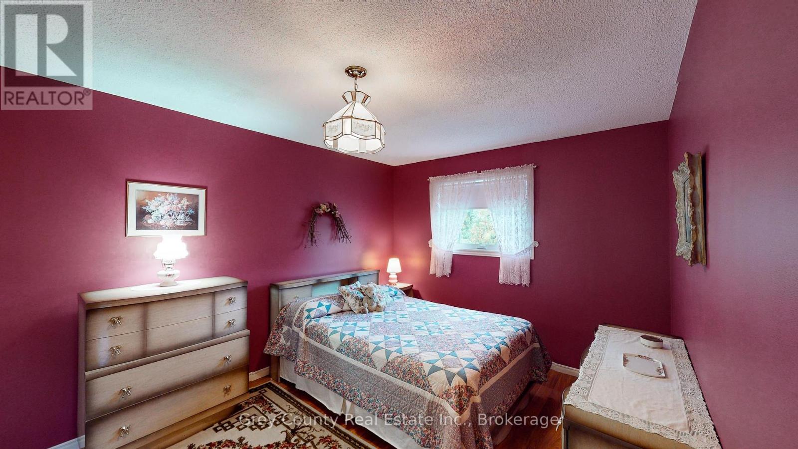 63 Grayview Drive, Grey Highlands, Ontario  N0C 1H0 - Photo 32 - X12077651