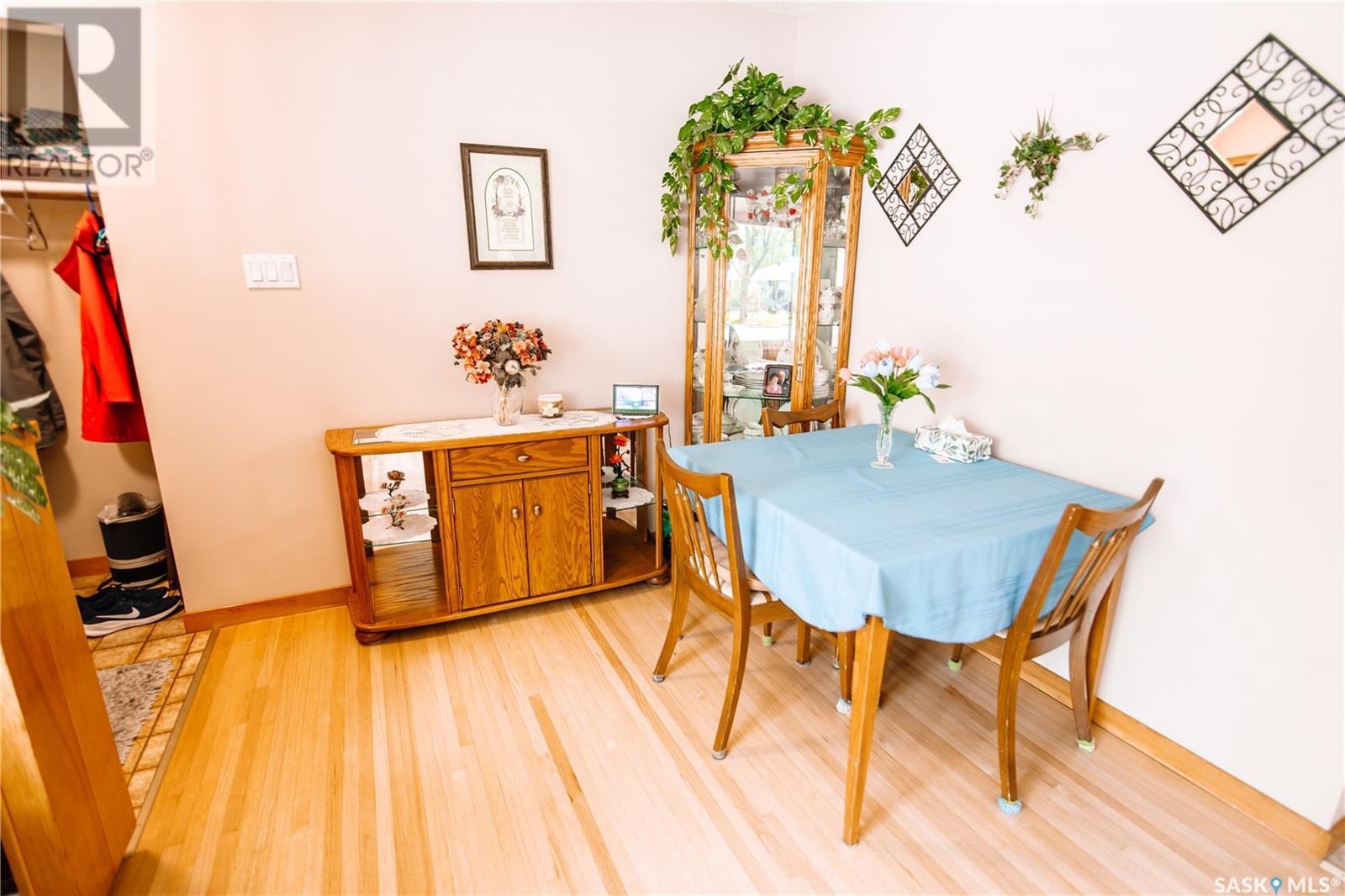 3308 Avonhurst Drive, Regina, Saskatchewan  S4R 3K1 - Photo 10 - SK007091