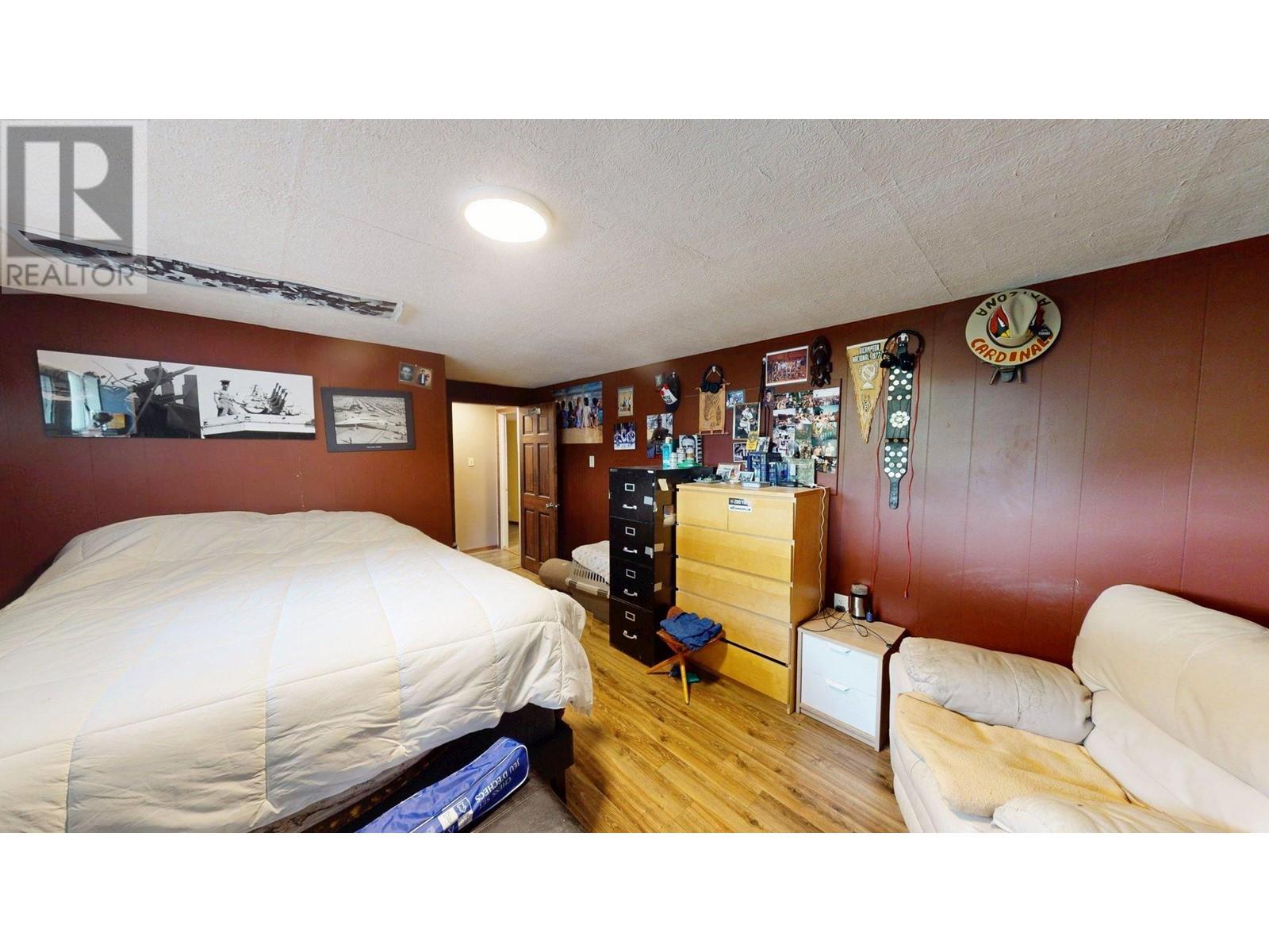 1336 Alpine Drive, Elkford, British Columbia  V0B 1H0 - Photo 19 - 10348830