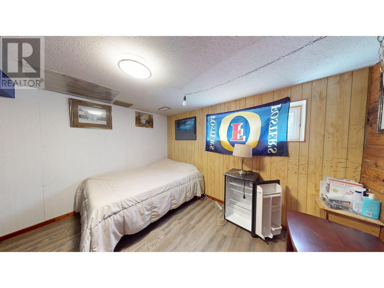 1336 Alpine Drive, Elkford, British Columbia  V0B 1H0 - Photo 21 - 10348830