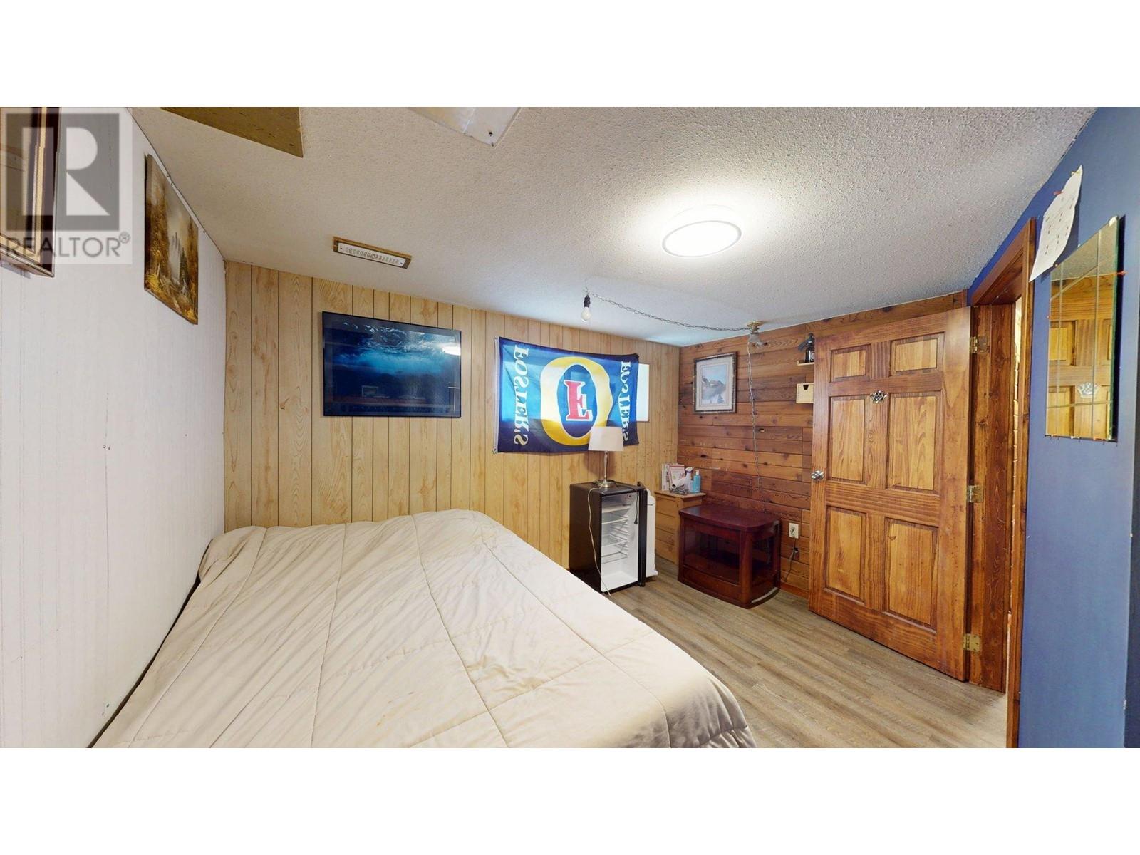 1336 Alpine Drive, Elkford, British Columbia  V0B 1H0 - Photo 23 - 10348830