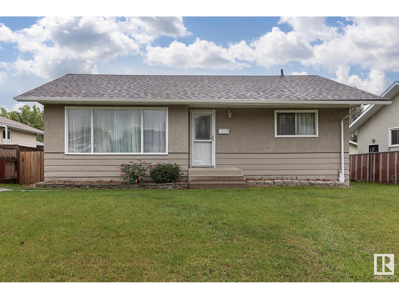 13519 108 St Nw, Edmonton, Alberta  T5E 4X7 - Photo 1 - E4437871