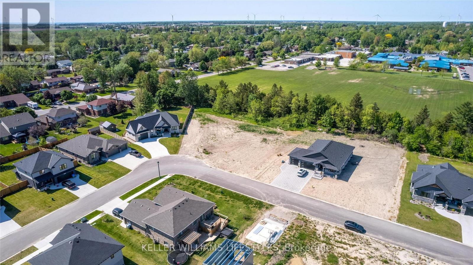 118 PHIBBS STREET, Lambton Shores, Ontario