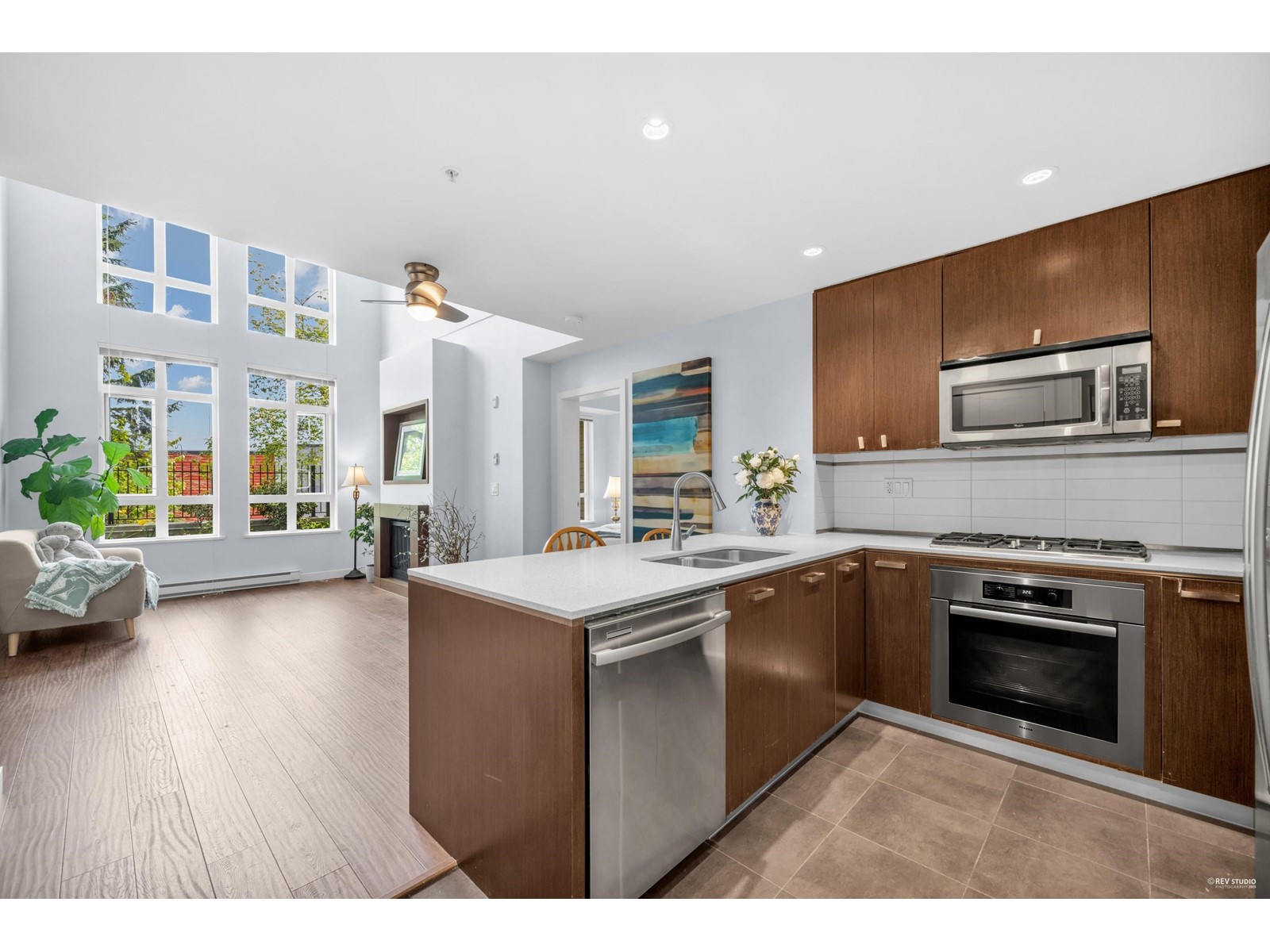 Property at 158 2950 KING GEORGE BOULEVARD image 5