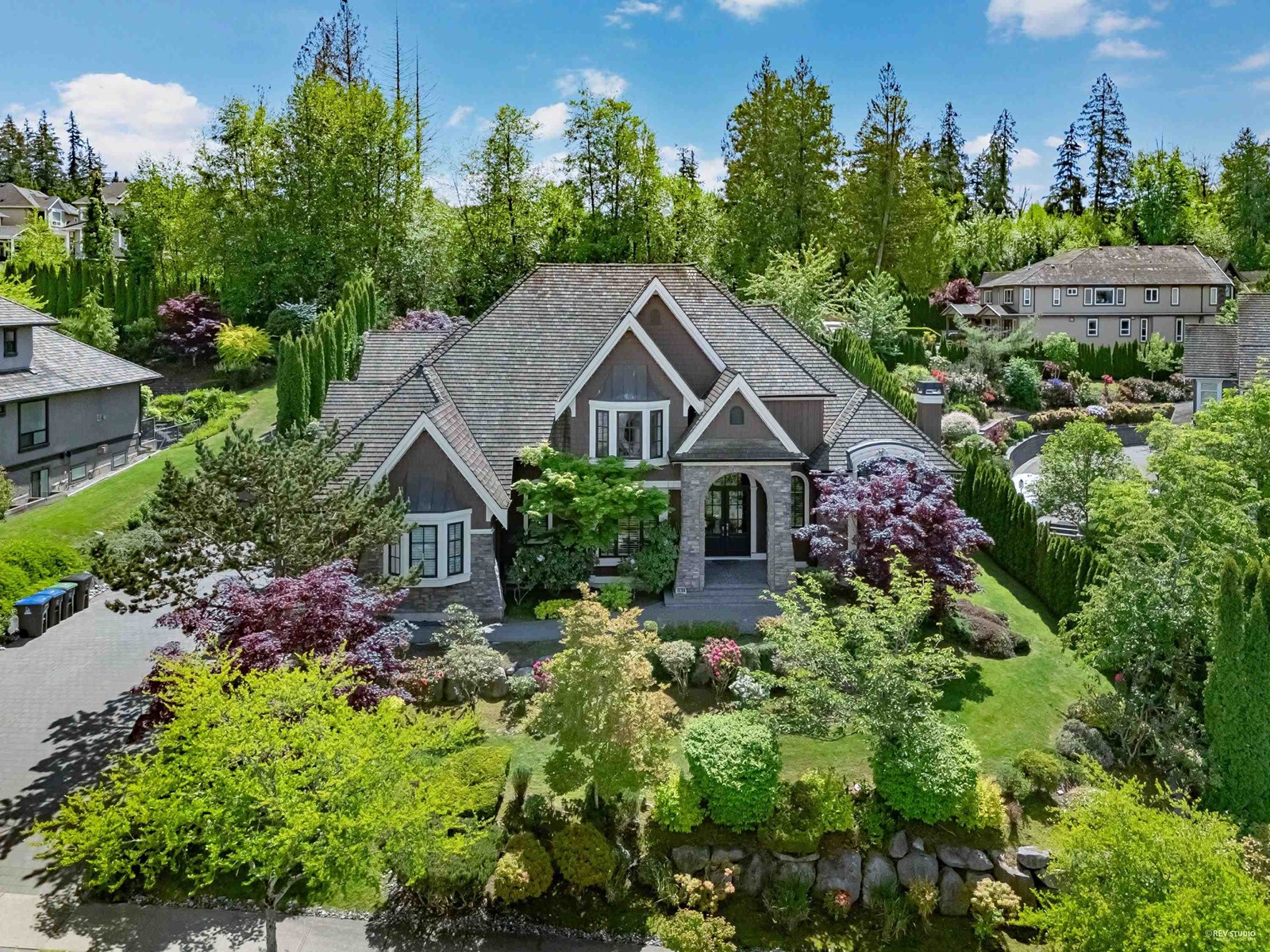 Property at 16168 30 AVENUE image 1