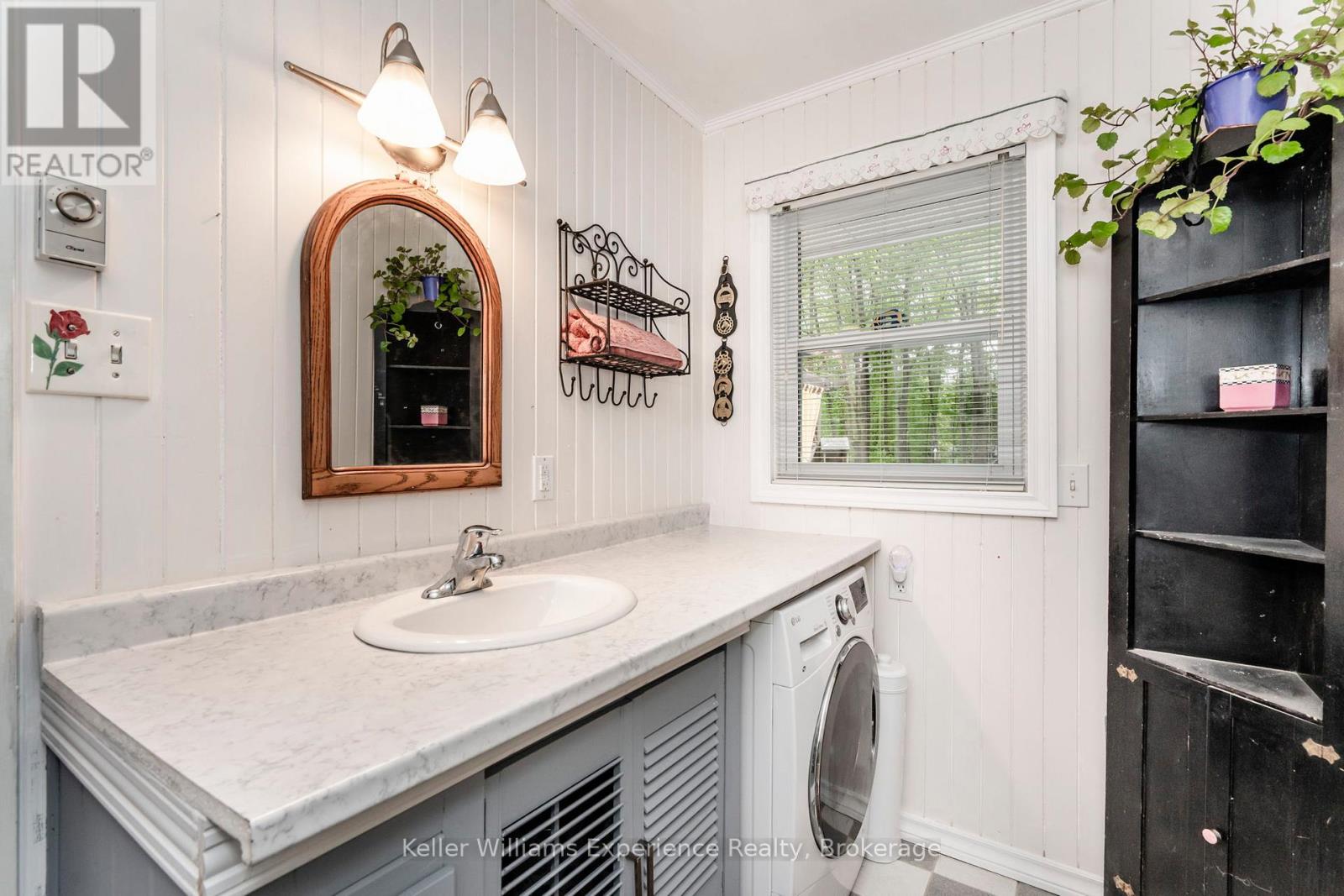 9 Harras Avenue, Tiny, Ontario  L0L 2J0 - Photo 21 - S12172956