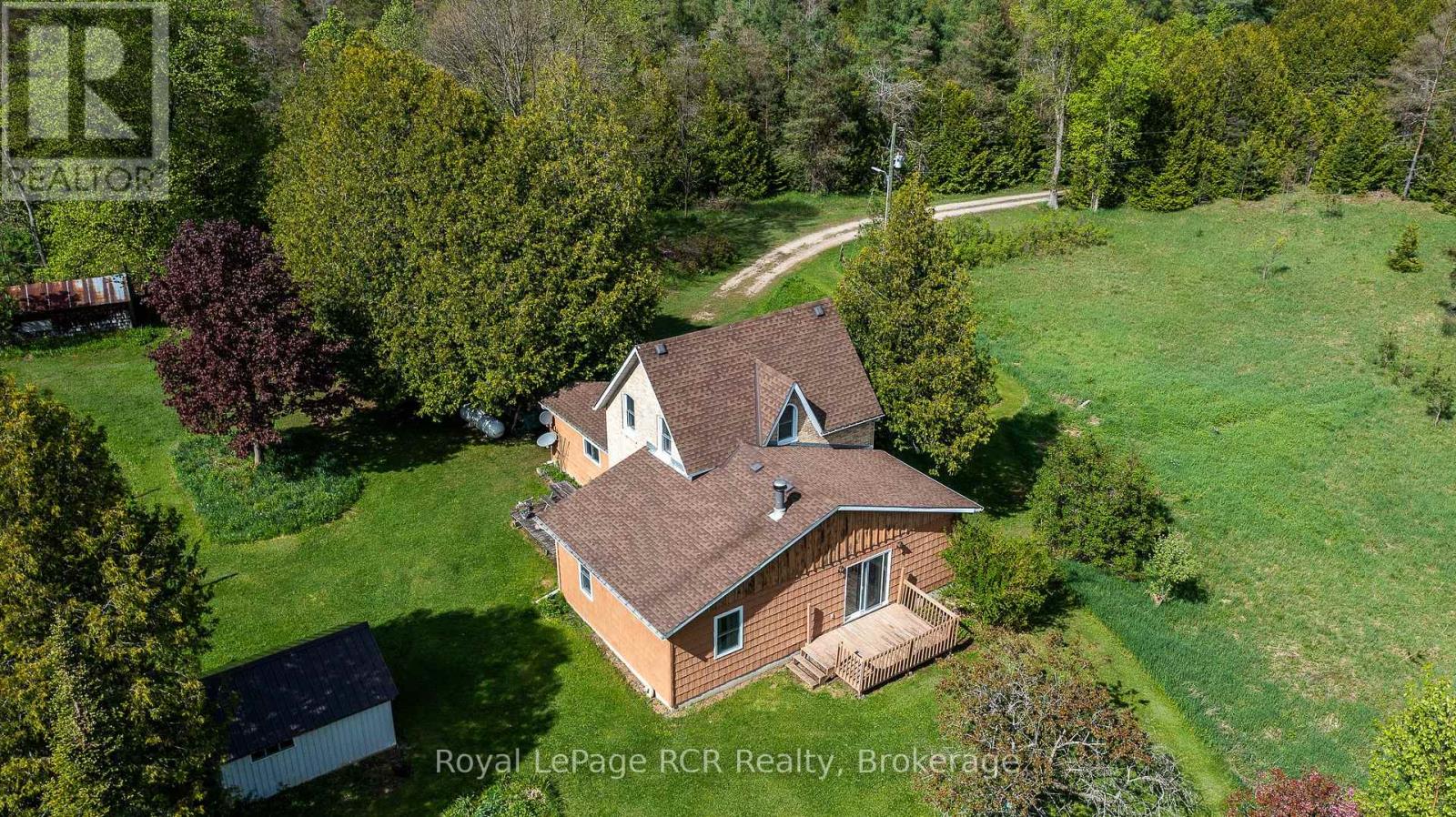 134780 20 Side Road, West Grey, Ontario  N0G 1L0 - Photo 14 - X12172820