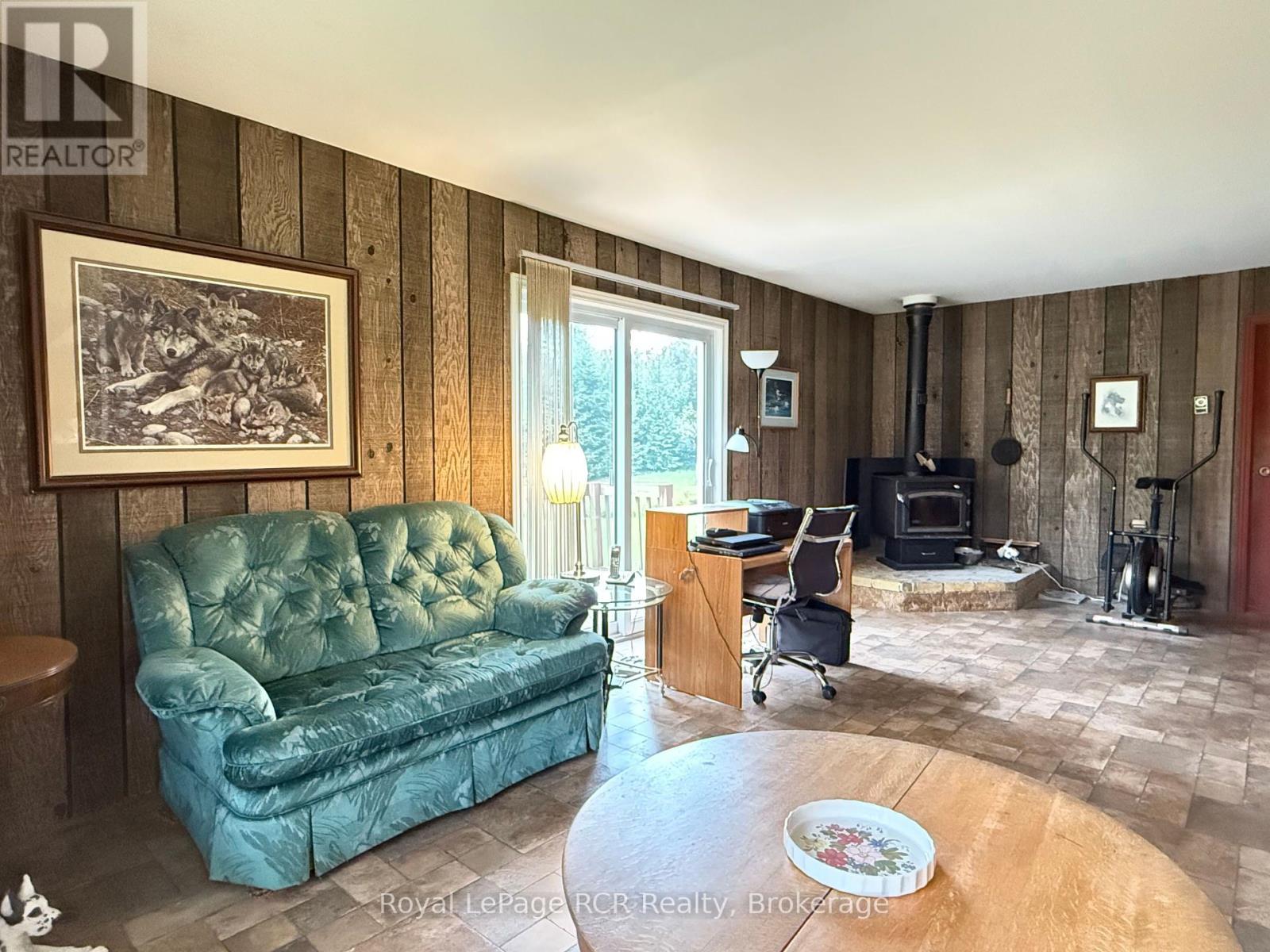 134780 20 Side Road, West Grey, Ontario  N0G 1L0 - Photo 15 - X12172820