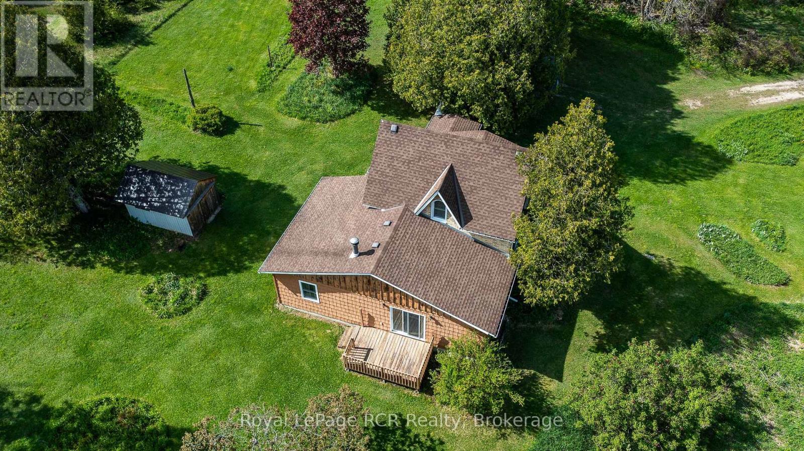 134780 20 Side Road, West Grey, Ontario  N0G 1L0 - Photo 2 - X12172820