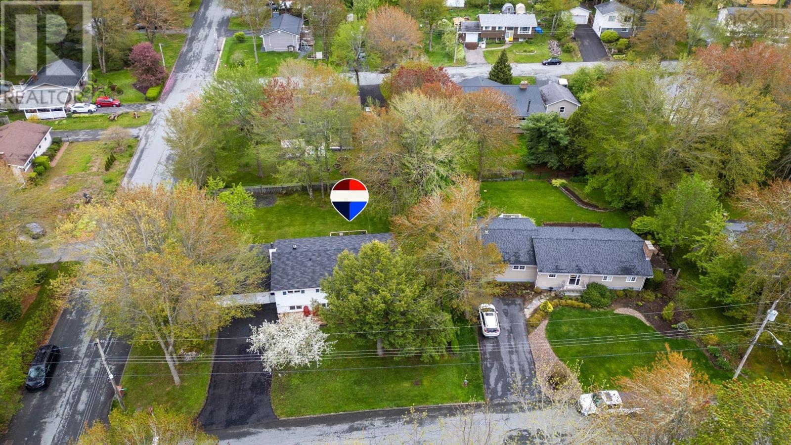 Property at 112 Marlboro Drive image 3