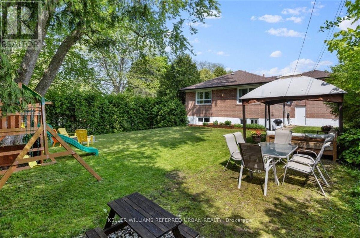 297 Betty Ann Drive, Toronto, Ontario  M2R 1A9 - Photo 31 - C12095894