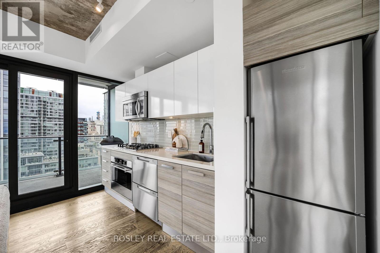 2101 - 224 King Street W, Toronto, Ontario  M5H 0A6 - Photo 16 - C12172771