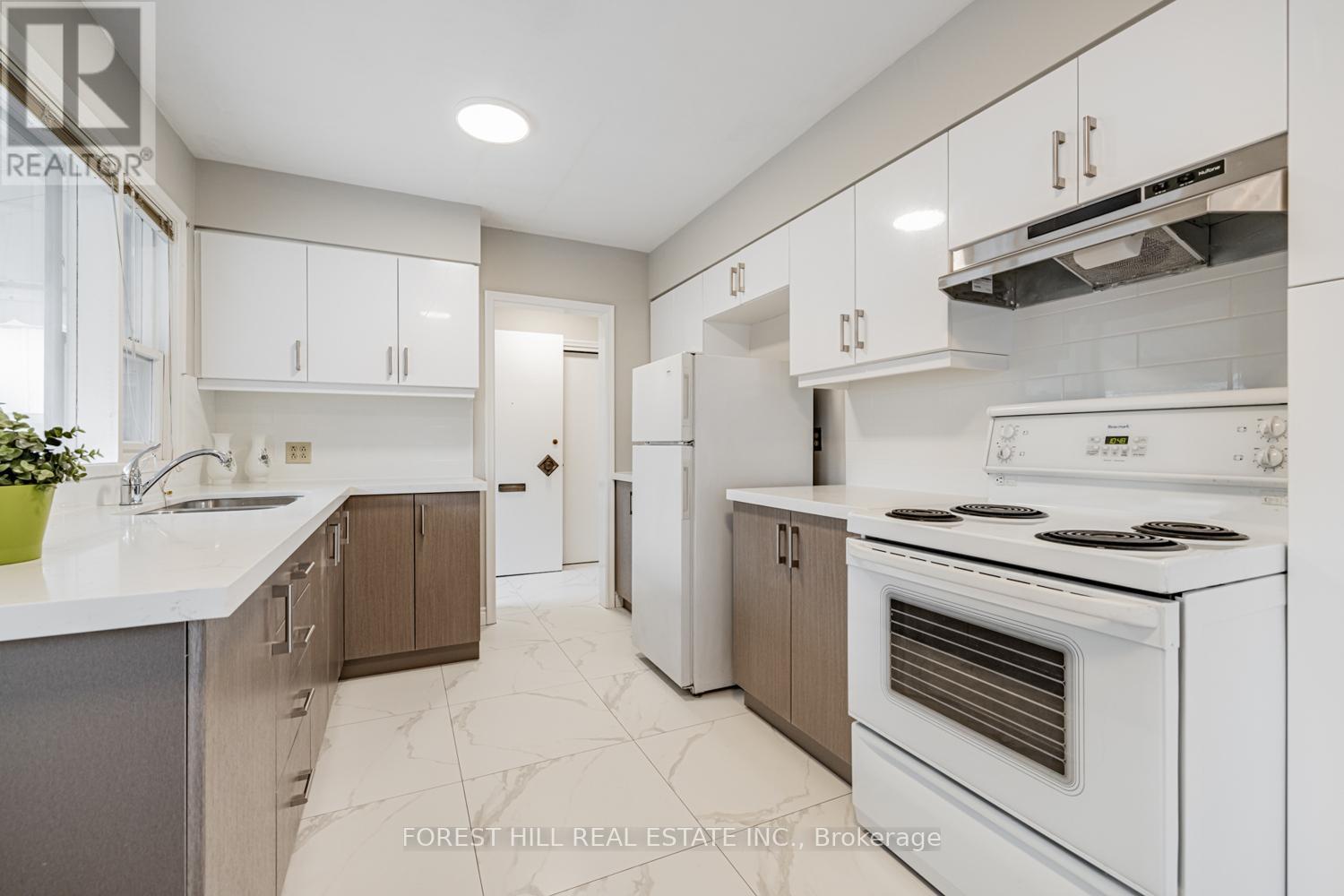 3 Blithfield Avenue, Toronto, Ontario  M2K 1X9 - Photo 22 - C12172775