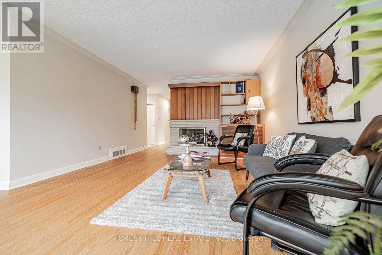3 Blithfield Avenue, Toronto, Ontario  M2K 1X9 - Photo 7 - C12172775