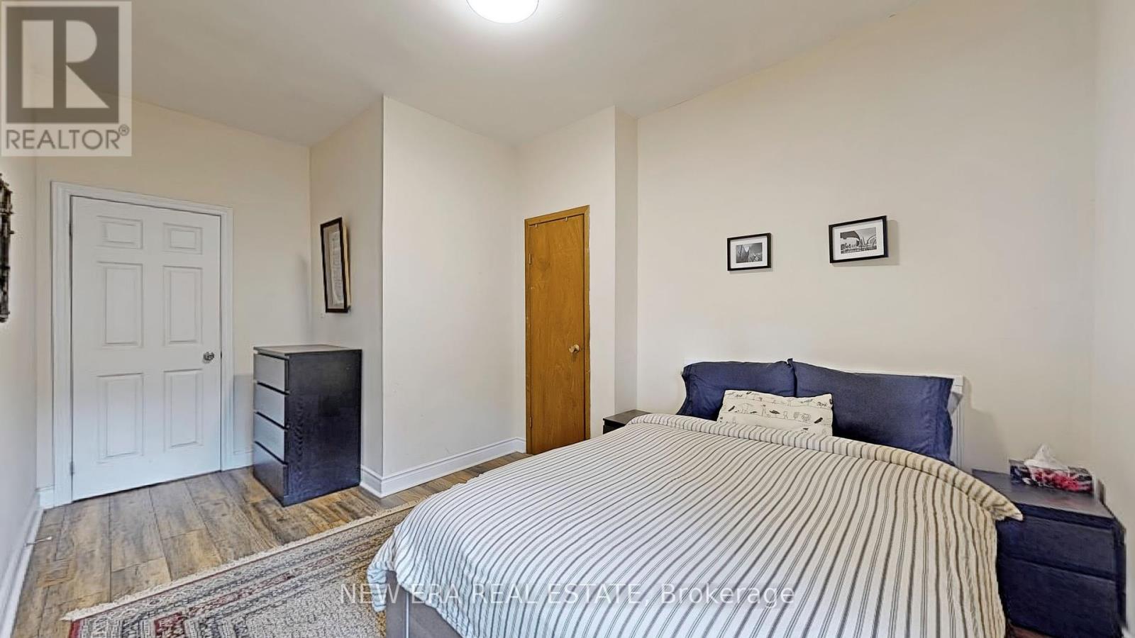 69 D'arcy Street, Toronto, Ontario  M5T 1J9 - Photo 17 - C12172805