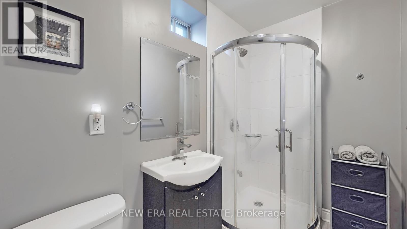 69 D'arcy Street, Toronto, Ontario  M5T 1J9 - Photo 18 - C12172805