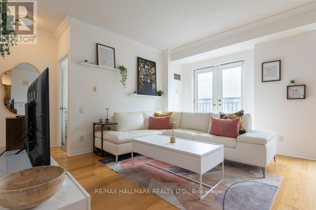 701 - 120 Lombard Street, Toronto, Ontario  M5C 3H5 - Photo 3 - C12172813