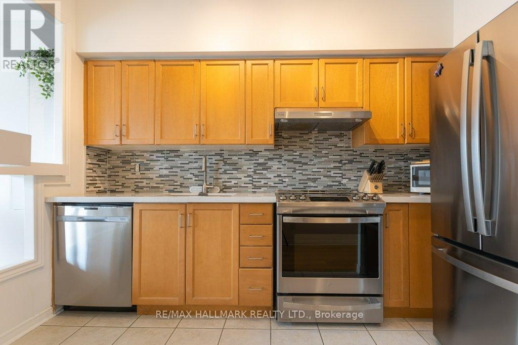 701 - 120 Lombard Street, Toronto, Ontario  M5C 3H5 - Photo 8 - C12172813