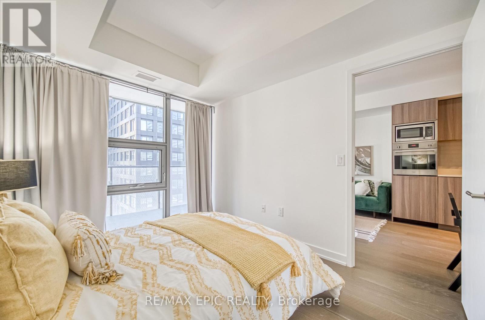 909 - 11 Wellesley Street W, Toronto (Bay Street Corridor), Ontario  M4Y 1E8 - Photo 24 - C12172850