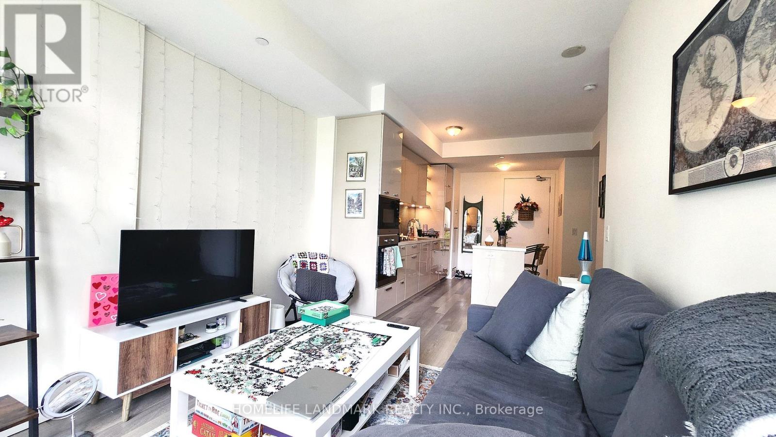 309 - 32 Davenport Road, Toronto, Ontario  M5R 0B5 - Photo 8 - C12172861