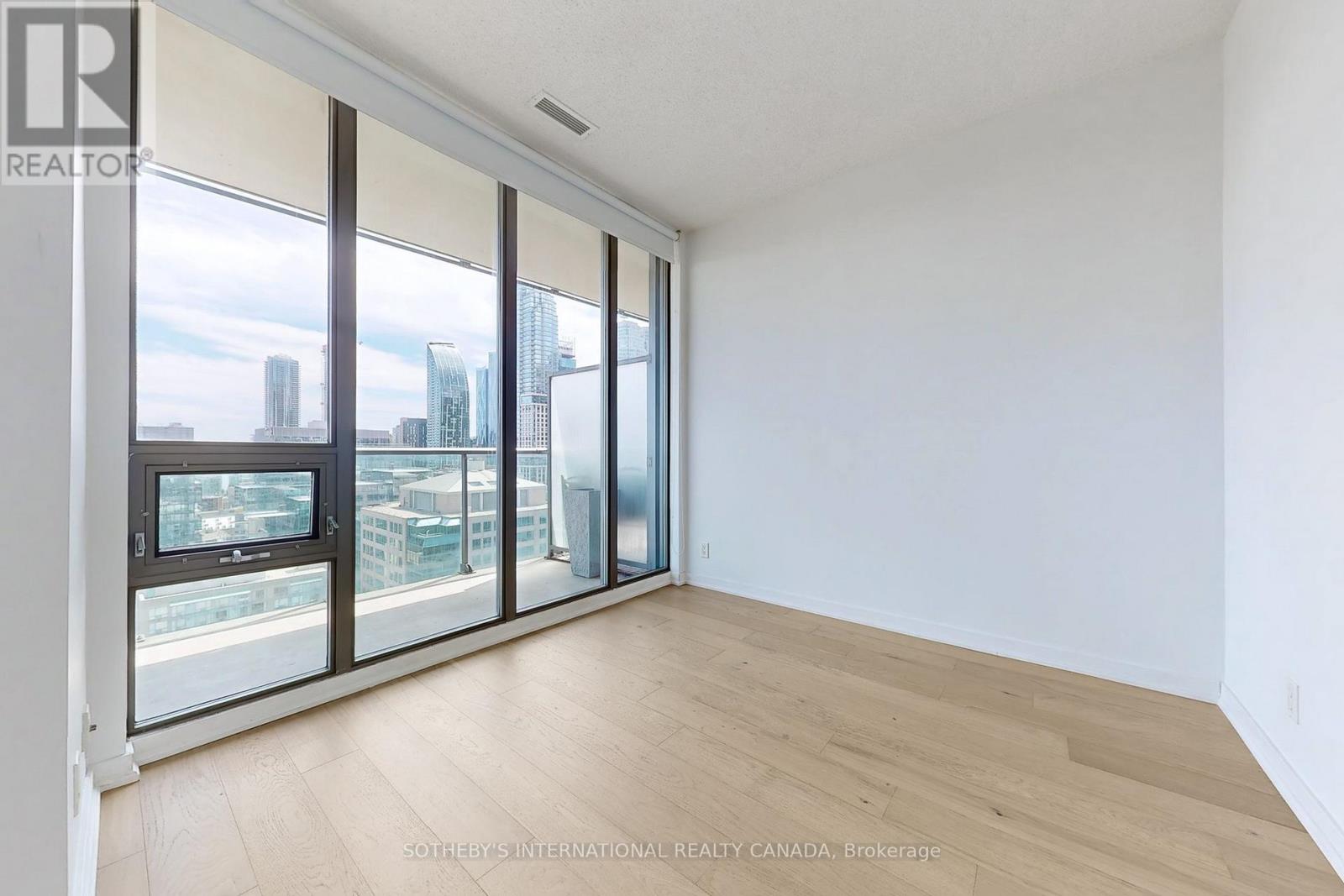 2509 - 33 Lombard Street, Toronto, Ontario  M5C 3H8 - Photo 17 - C12172913