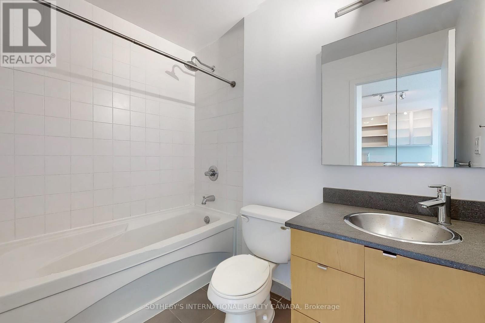 2509 - 33 Lombard Street, Toronto, Ontario  M5C 3H8 - Photo 21 - C12172913