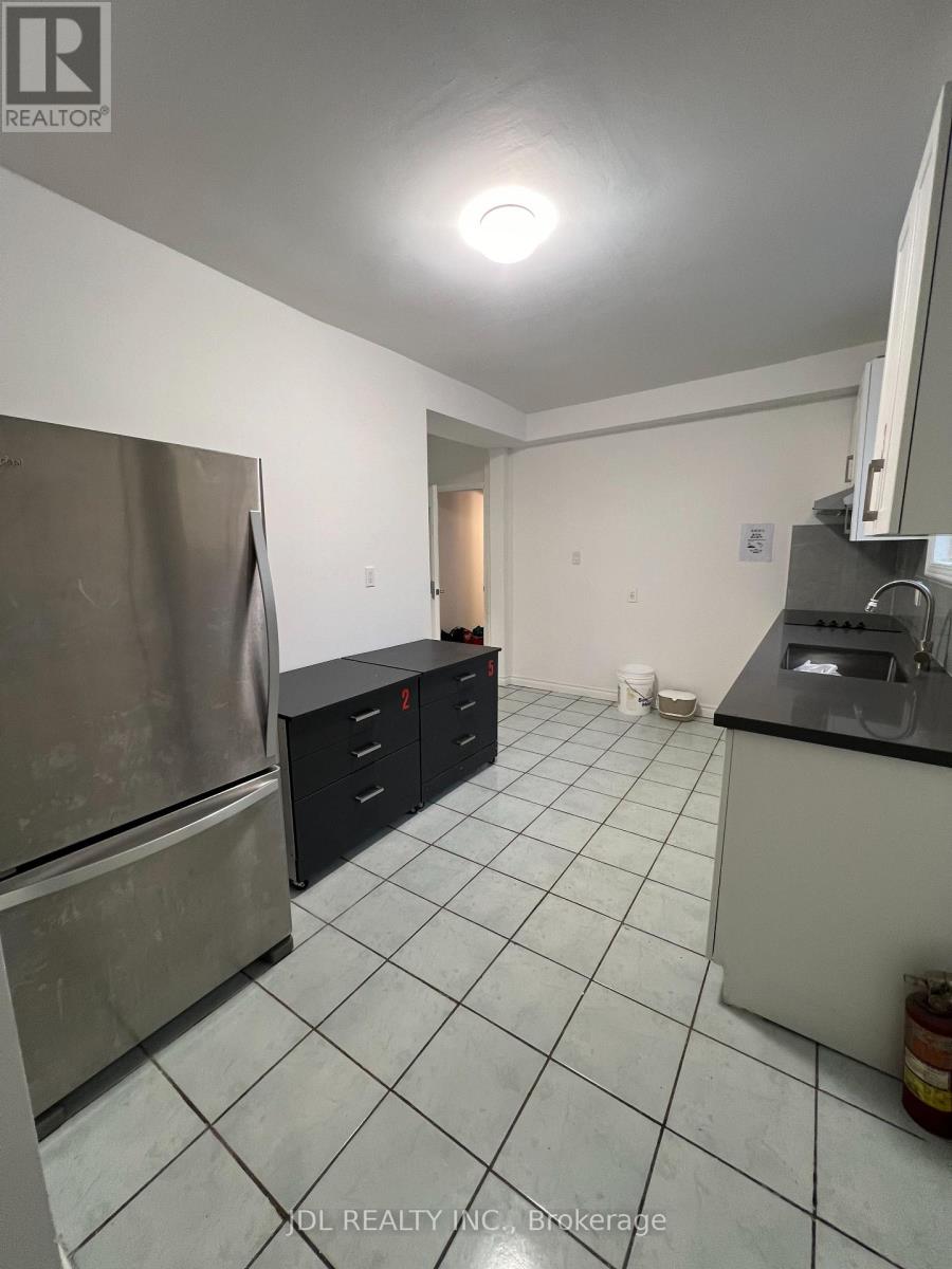 44 Sullivan Street, Toronto, Ontario  M5T 1C1 - Photo 12 - C12172950