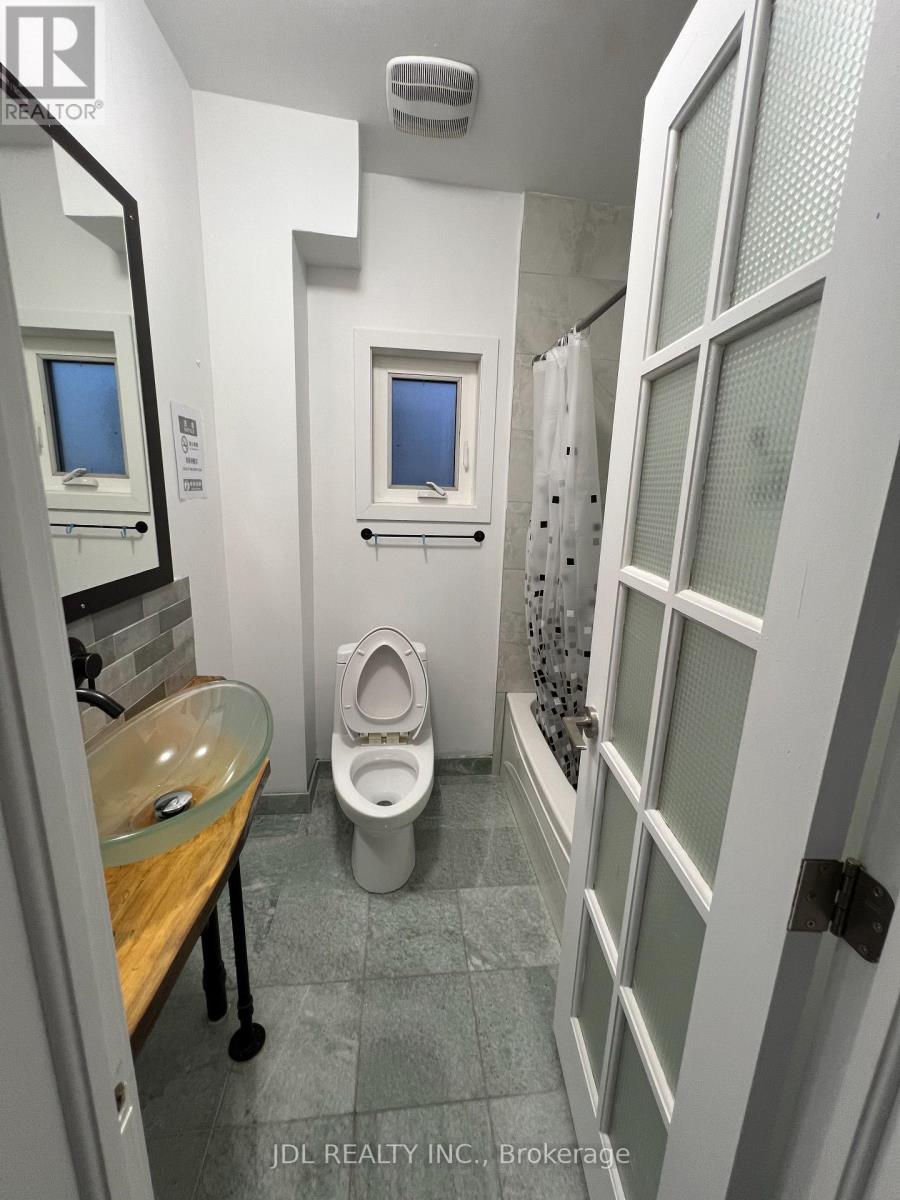 44 Sullivan Street, Toronto, Ontario  M5T 1C1 - Photo 26 - C12172950