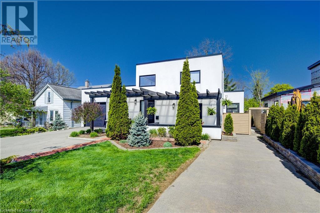 Property at 149 WOOLWICH Street image 3