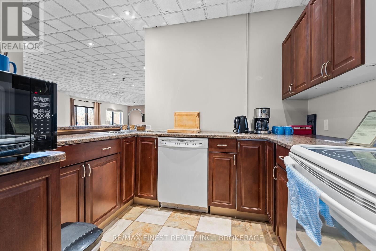 308 - 120 Barrett Court, Kingston (Kingston East (Incl Barret Crt)), Ontario  K7L 5H6 - Photo 25 - X12057287